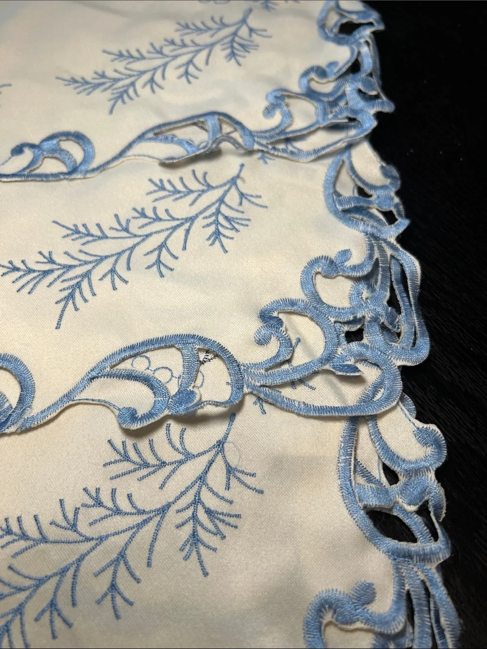 Set of 4 Vintage Blue and White Embroidered Nautical Beach House Fish Placemats